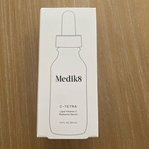 Medik8 C-TETRA™ Lipid 7% Vitamin C Radiance Serum